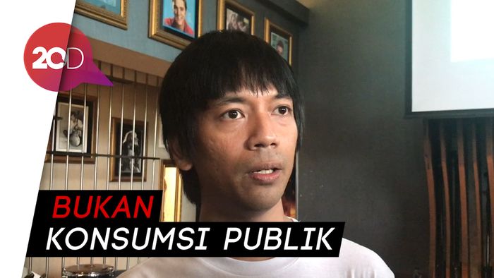 Rian DMasiv Ogah Beberkan Penyebab Ribut di Atas Panggung