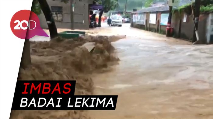 Ngeri! Derasnya Arus Banjir yang Melanda China