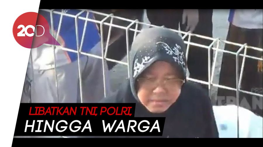 Ajak 10 Ribu Relawan, Risma Pimpin Kerja Bakti di Pesisir Suramadu
