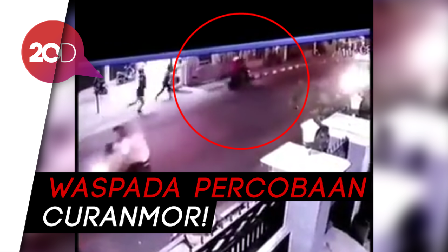 Terekam Kamera CCTV, Aksi Pencurian Motor yang Digagalkan Warga