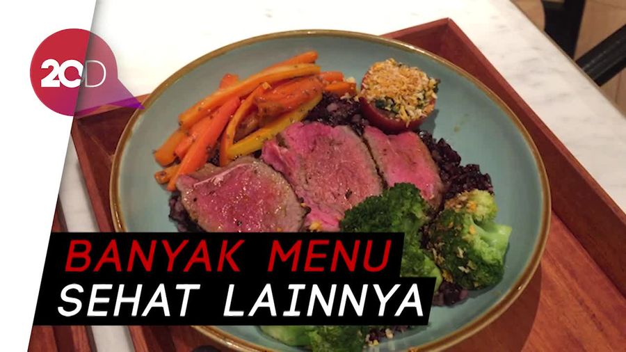 Makan Sehat Nasi Hitam dengan Charred Steak Lezat