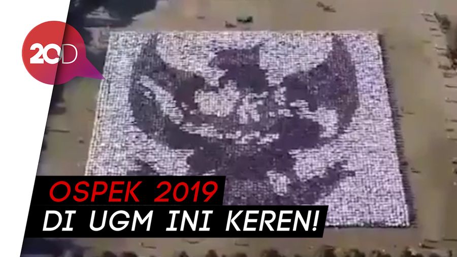 Formasi Unik saat PPSMB UGM Dapat Apresiasi dari Addie MS