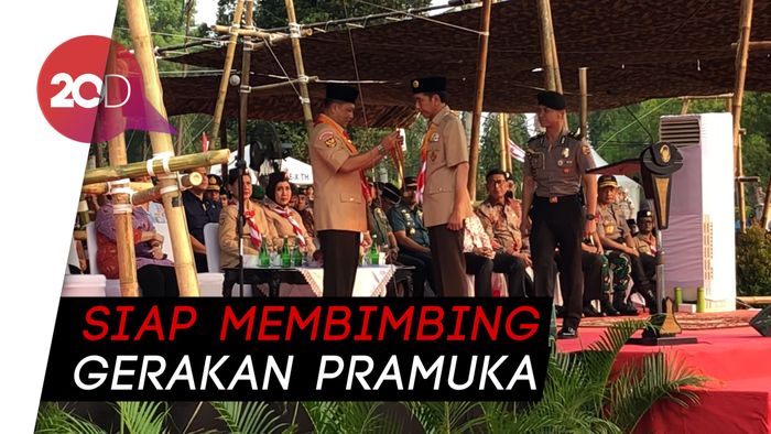 Peringati Hari Pramuka, Jokowi Dianugerahi Tunas Kencana