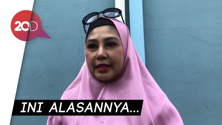 Vivi Paris Sebut Sandy Tumiwa Keukeuh Tak Ingin Ceraikan Dirinya