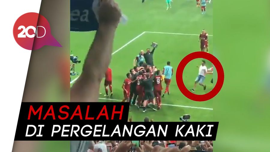 Saat Adrian Ditekel Fans Liverpool hingga Cedera
