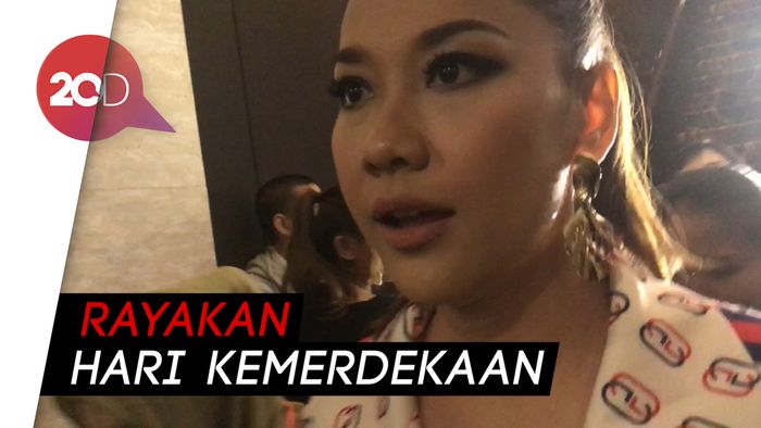 Cerita BCL Ikut Lomba Balap Karung Waktu Kecil