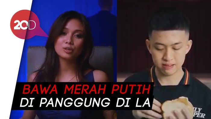 Gaya Rich Brian dan NIKI Rayakan Kemerdekaan Indonesia
