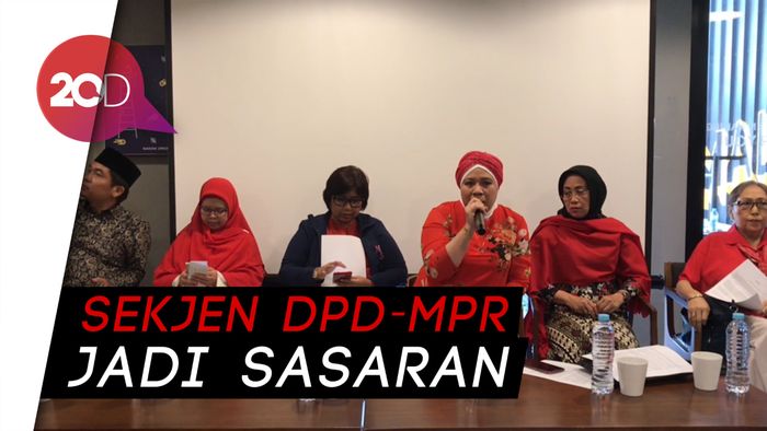 Ramai-ramai Kecam Pencabutan Undangan GKR Hemas di Sidang DPR