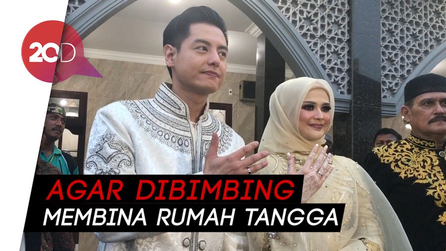 Roger dan Cut Meyriska akan Tinggal Bersama Orang Tua