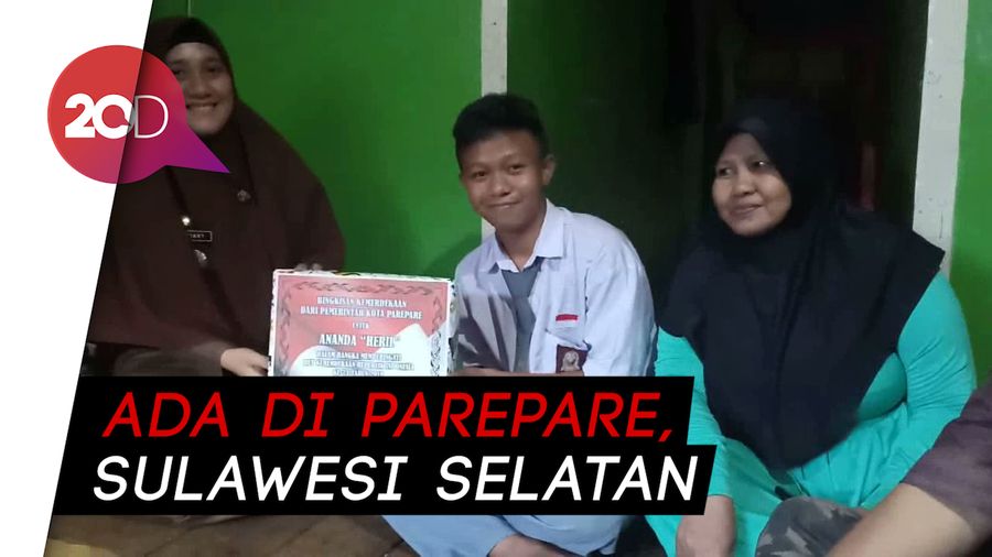 Dear Via Vallen, Ini Hairil Mukminin yang Video Hormat Benderanya Viral!