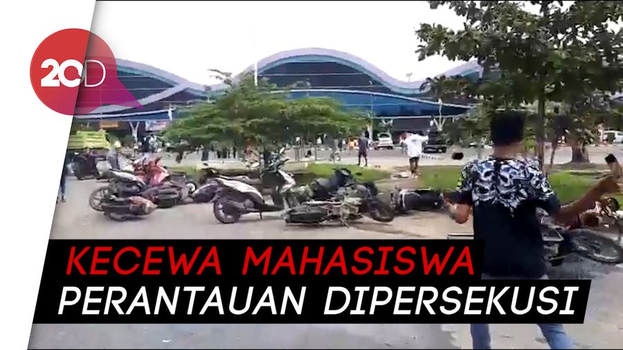 Kerusuhan Meluas, Massa Serbu Bandara DEO Sorong