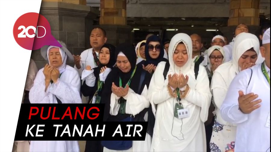 Tangis Jemaah Pecah Saat Pamit ke Kakbah