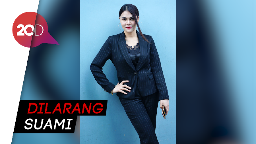 DJ Butterfly yang Kini Tak Lagi Berpakaian Seksi