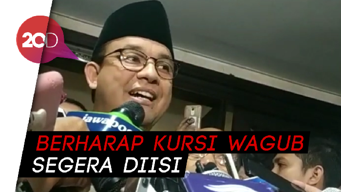 Hadiri Pelantikan DPRD, Anies Berharap Tak Jomblo Lagi