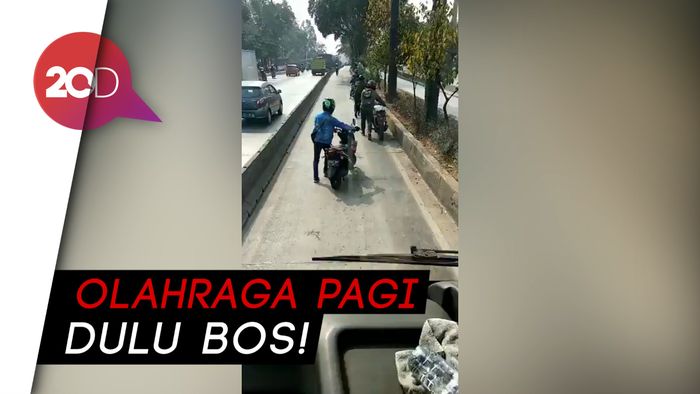  Masuk Busway, Pemotor +62 Dihukum Dorong Motor
