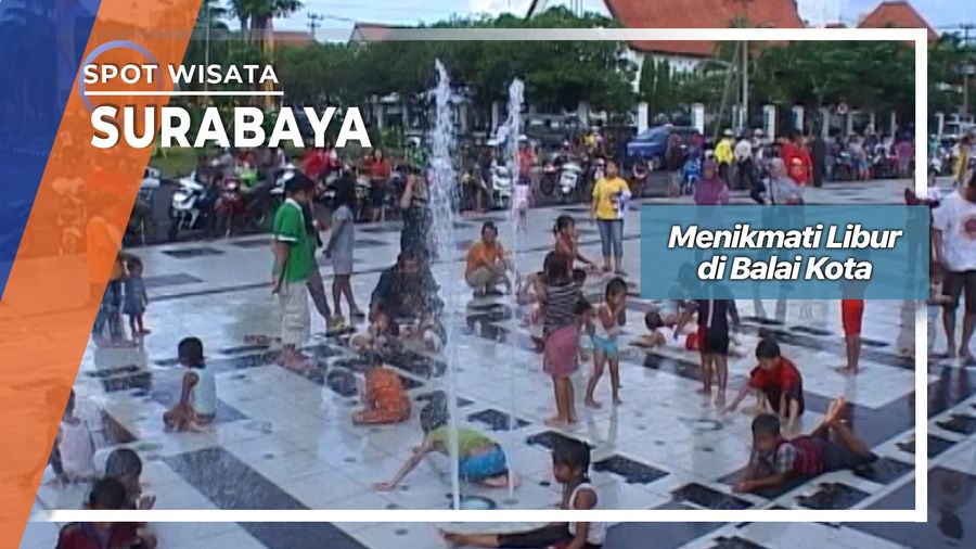 Menikmati Libur di Balai Kota Surabaya, Surabaya 