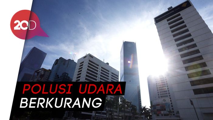 Hujan Mulai Guyur Jakarta, Anies Harap Kualitas Udara Membaik