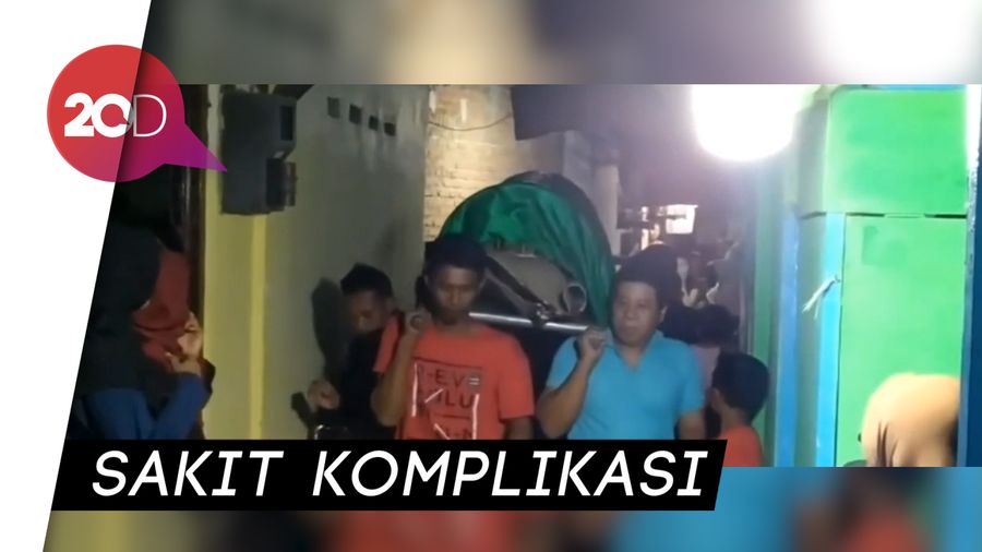 Ibu yang Viral Ditendang Anaknya, Meninggal Dunia