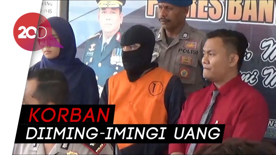 Polisi Tangkap Bule Australia Pedofil di Banyuwangi