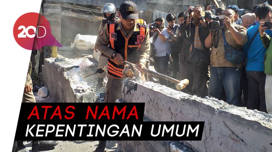 Meski Mendapat Penolakan, Pemkot Surabaya Bongkar Tembok yang Blokir Jalan Raya 