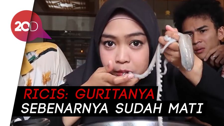 Video Makan Gurita Bergerak Dikritik, Ini Penjelasan Ria Ricis
