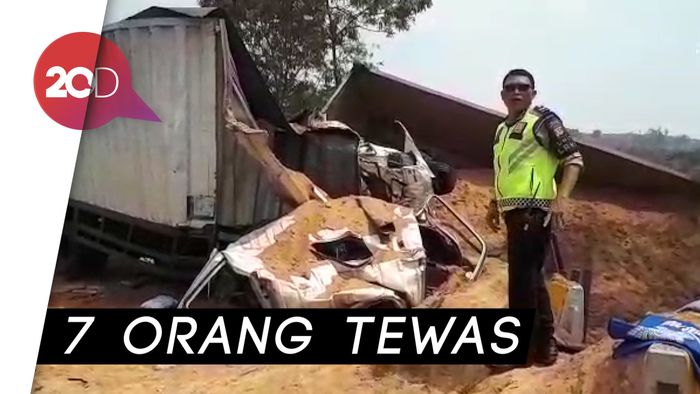 Kapolda: 21 Kendaraan Terlibat di Tabrakan Beruntun Cipularang