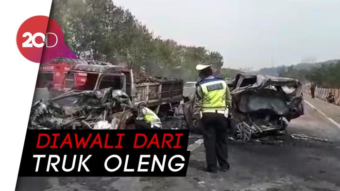 Kata Saksi soal Detik-detik Kecelakaan Beruntun di Tol Cipularang