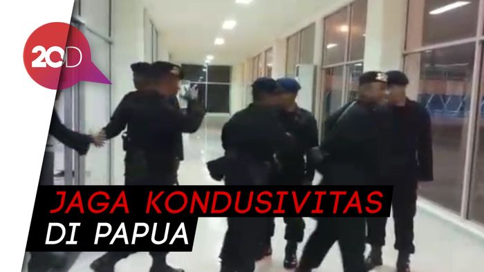 Lagi, Polda Sultra Terbangkan 100 Personel Brimob ke Papua
