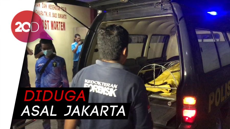 4 Jenazah Korban Kecelakaan di Tol Cipularang Dibawa ke RS Polri