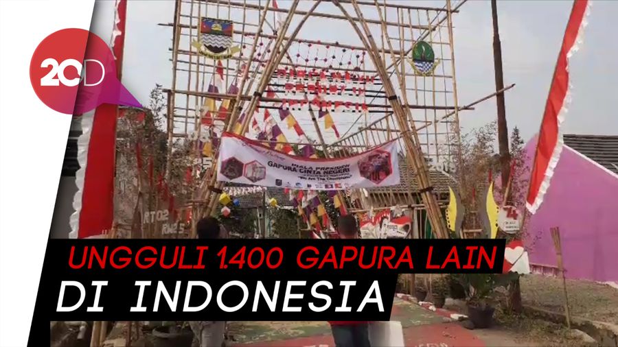 Melihat Gapura yang Curi Hati Jokowi di Bandung Barat