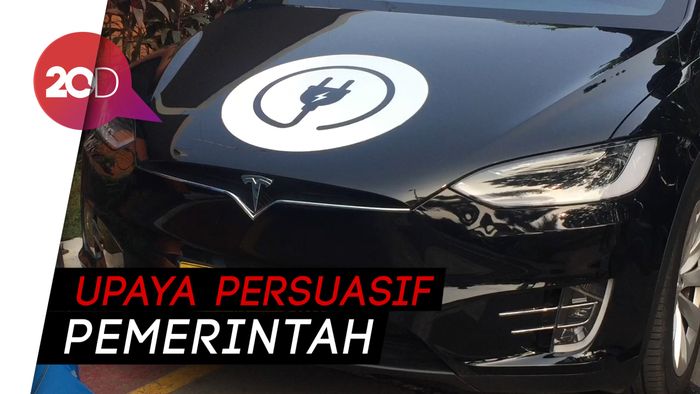  Asyik! Menhub akan Beri Insentif Bagi Pengguna Mobil Listrik