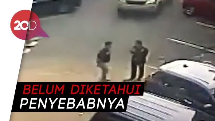 Terekam CCTV! Oknum Polisi Aniaya Sekuriti di Hotel Jakarta Barat