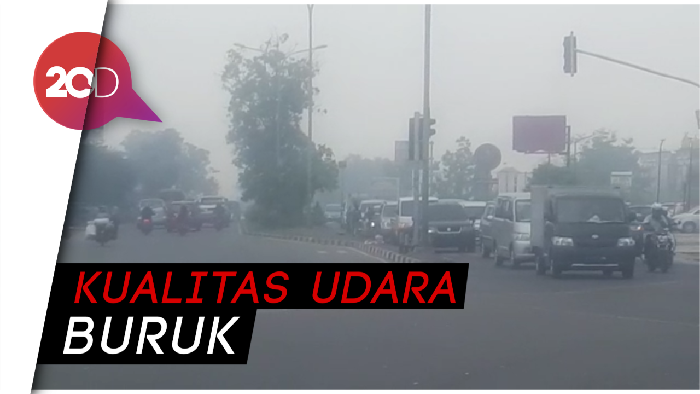 Pekanbaru Diselimuti Asap Pekat, Sekolah Diliburkan