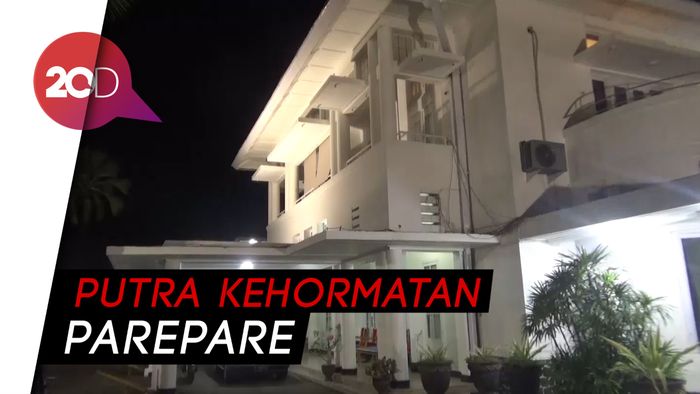 Pemprov Sulsel Namai RS di Parepare dengan Habibie-Ainun
