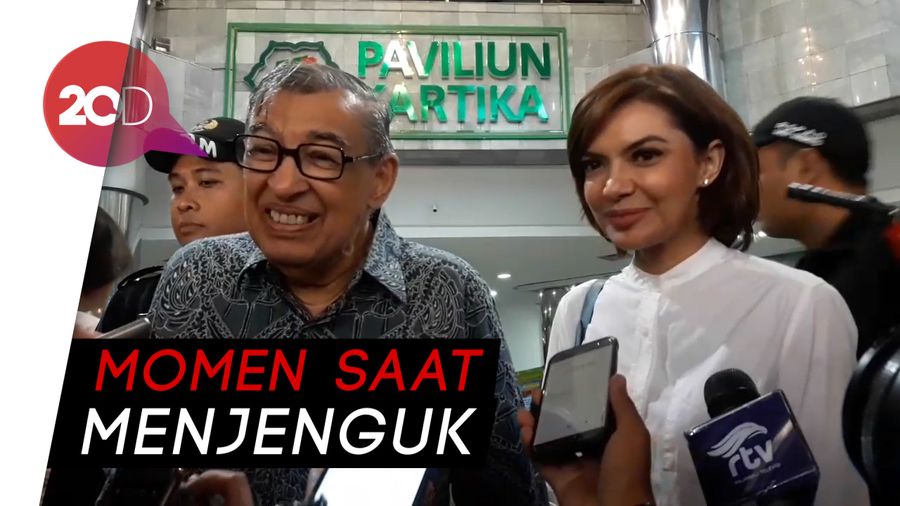 Quraish Shihab: BJ Habibie Teteskan Air Mata