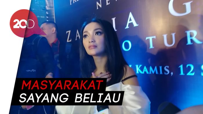BJ Habibie Wafat, Zaskia Gotik Kehilangan Presiden Idolanya