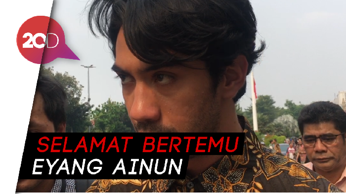Hadiri Pemakaman BJ Habibie, Reza Rahadian Ucap Salam Perpisahan