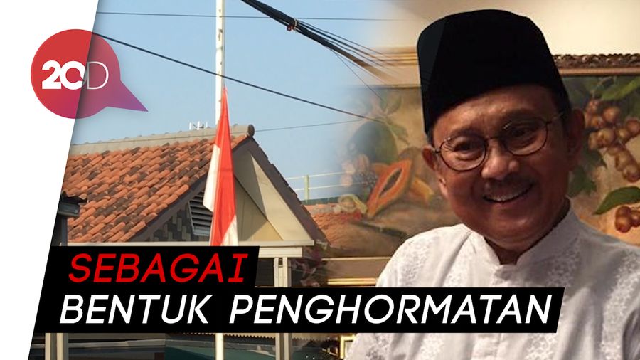 Indonesia Berkabung, Bendera Setengah Tiang Mulai Berkibar