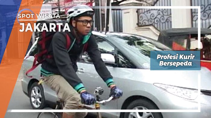 Kurir Bersepeda Megapolitan Jakarta