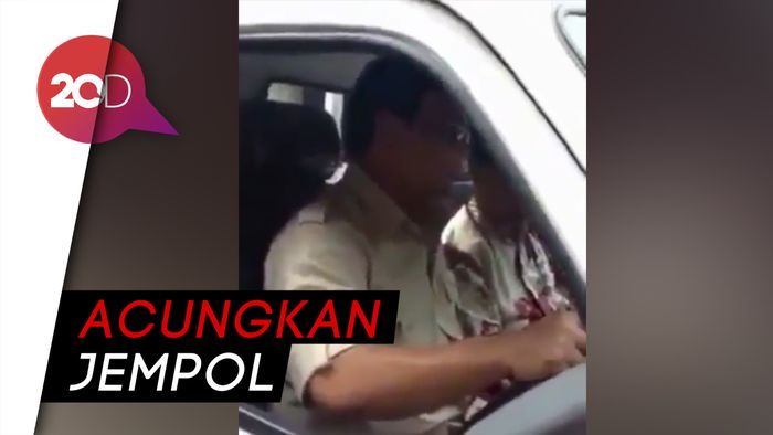 Ramai di Medsos Prabowo Jajal Esemka