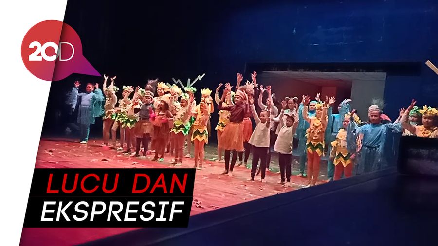 Serunya Menyaksikan Pentas Teater Karya Teman-teman Tuli