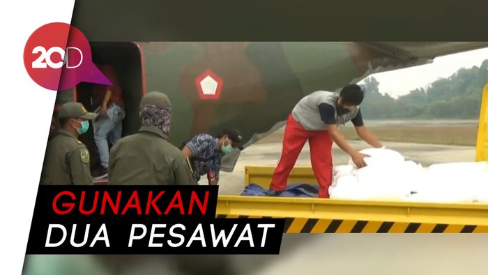 TNI Akan Bikin Hujan Buatan Atasi Karhutla di Riau