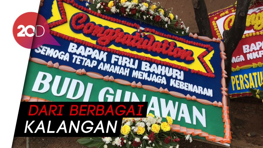  Karangan Bunga Selamat Berjejer di KPK untuk  Firli Bahuri