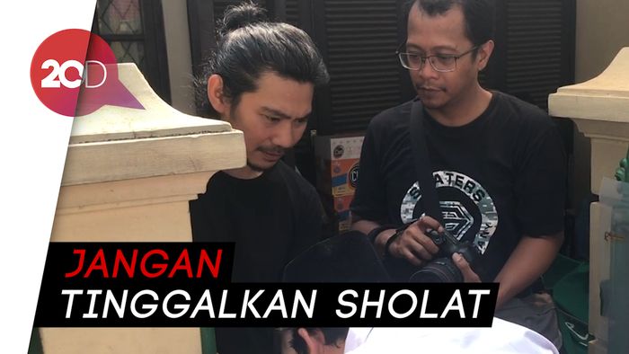 Pesan Mendiang Sang Ayah untuk Donny Alamsyah