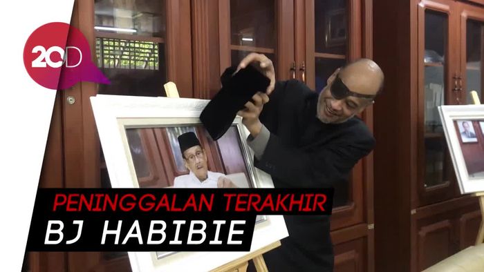 Thareq Habibie dan Kenangan Kopiah Terakhir Sang Ayah