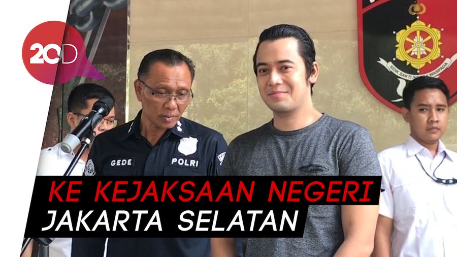 Polisi Resmi Serahkan Kriss Hatta ke Kejaksaan