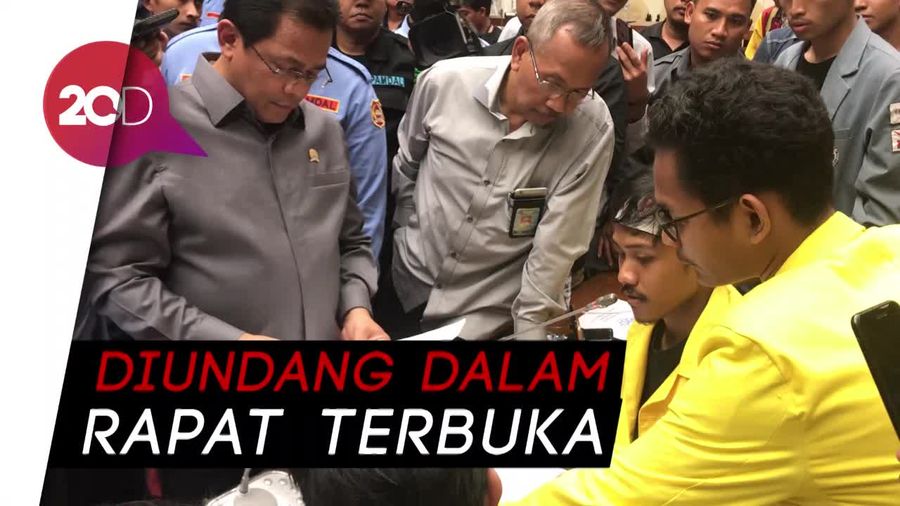 Temui Sekjen DPR, Mahasiswa Pendemo Dijanjikan Audiensi dengan Dewan