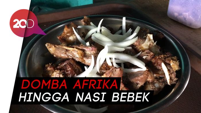 Ada Kuliner Enak Dekat Halte Trans Jakarta Nih!