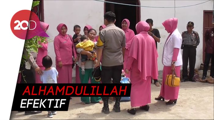 Kapolres Turun Tangan Bantu Bayi yang Kecanduan Kopi