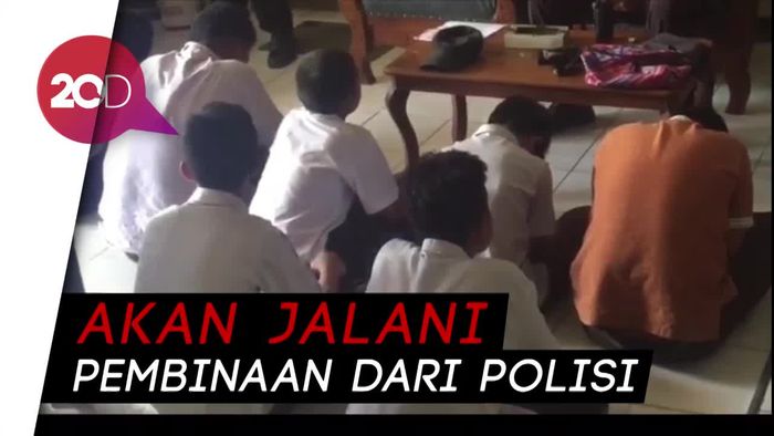 Bawa Senjata Buat Tawuran, 7 Pelajar SMP di Kendari Diamankan!